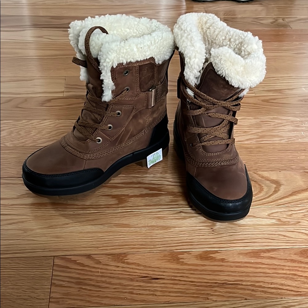 Brown Shearling-Lined Women's Sorel Boots Size 7
